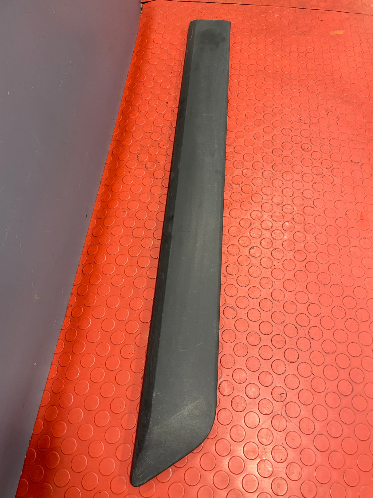 Ford Transit Custom DRIVERS SIDE SLIDING DOOR MOULDING TRIM 2013-2016 P/N BK2129076ABW - 1