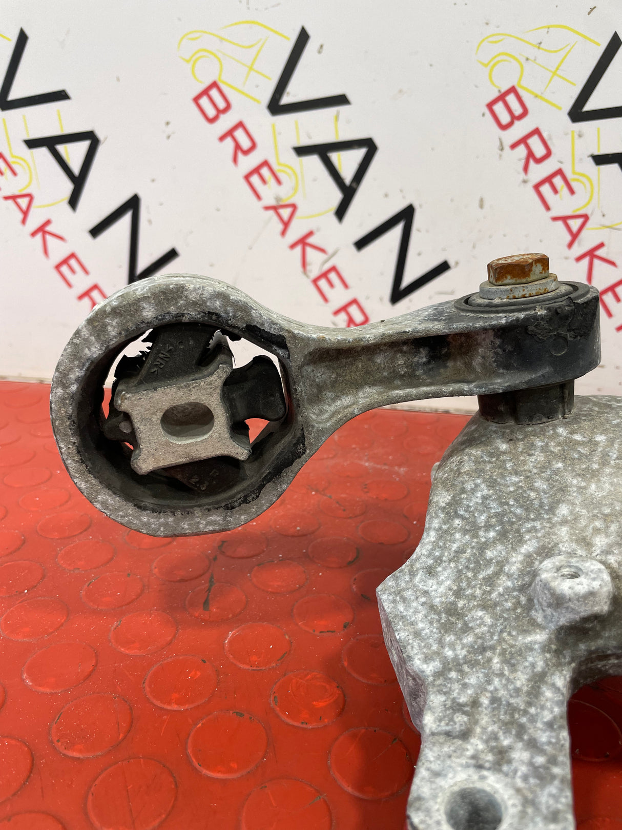 Renault Trafic Vauxhall Vivaro ENGINE SUPPORT WITH ENGINE MOUNT 1.6 P/N 112313054R