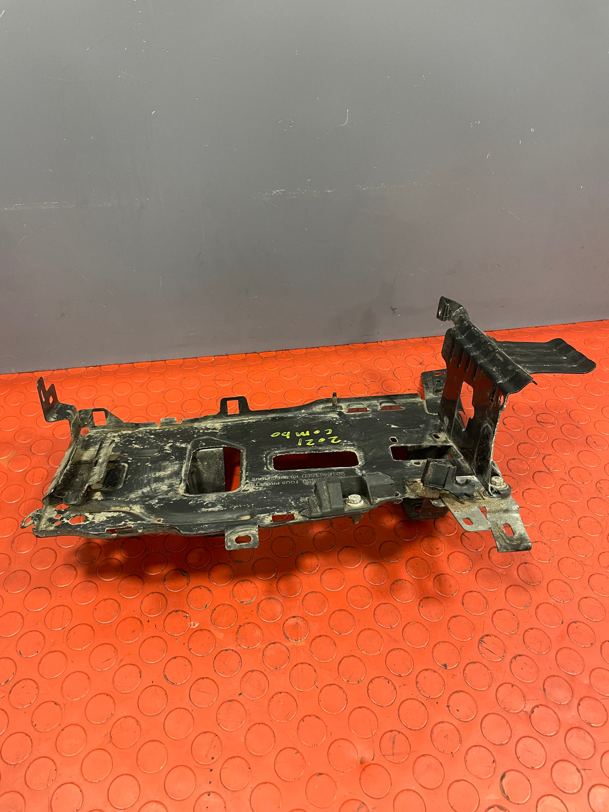 Citroen Berlingo/Peugeot Partner/Vauxhall Combo/Toyota Proace City BATTERY TRAY 2019-2024 P/N 981528858000 - 1