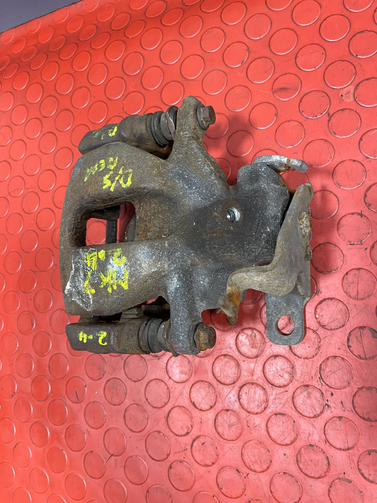 Ford Transit REAR BRAKE CALIPER Driver's Side MK7 2006-2014 P/N 6C112552AD - 1
