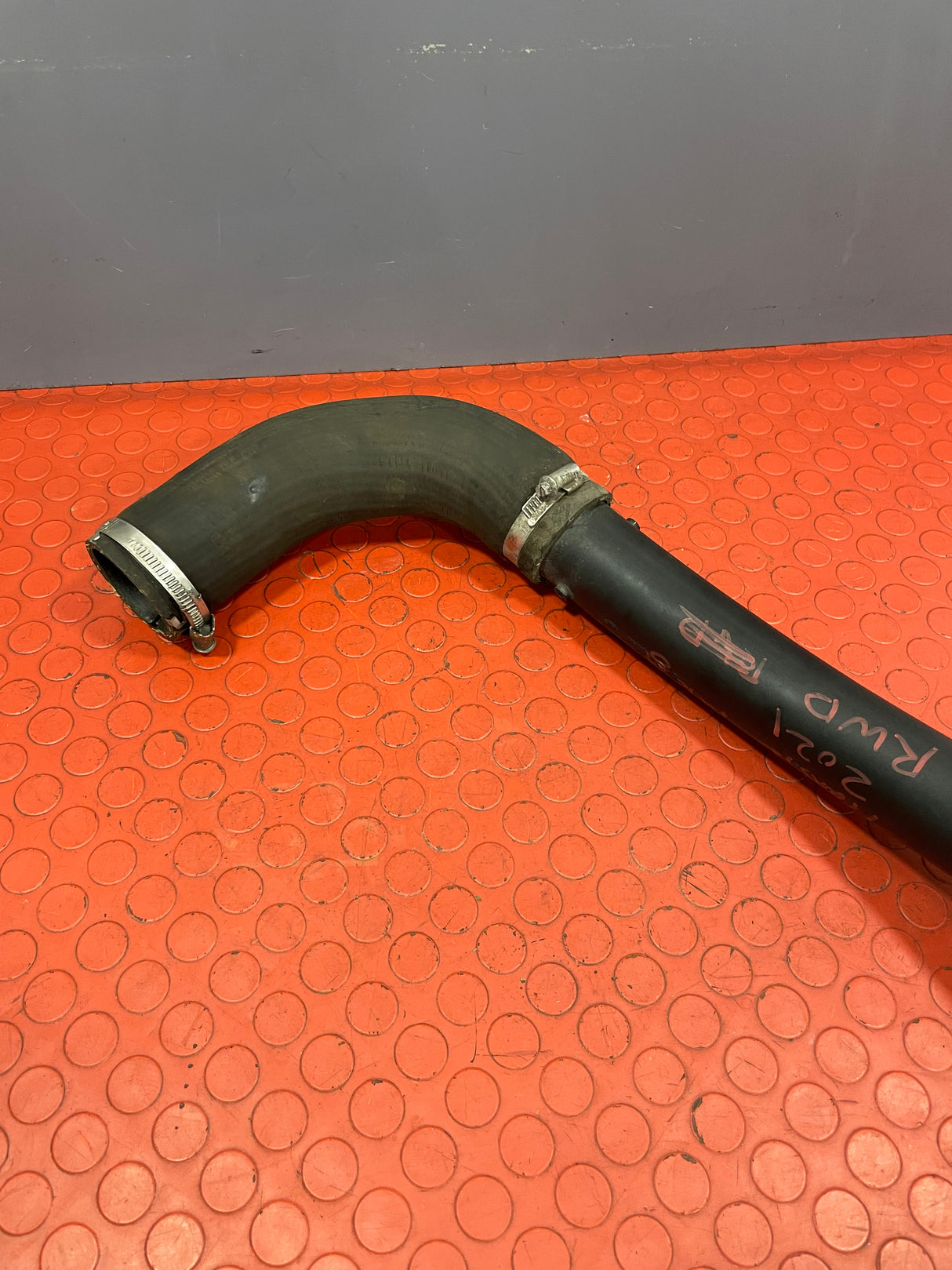 Ford Transit TURBO INTERCOOLER PIPE HOSE MK8 2.0 RWD 2016-2023 P/N KK316F073CA / EK3024245