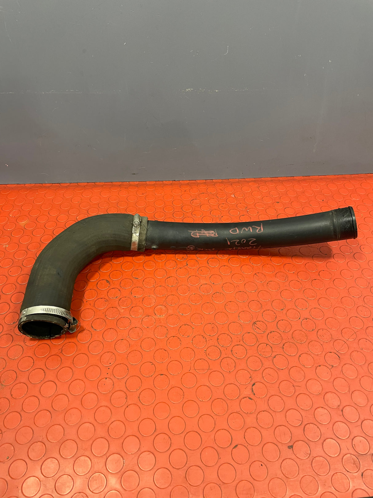 Ford Transit TURBO INTERCOOLER PIPE HOSE MK8 2.0 RWD 2016-2023 P/N KK316F073CA / EK3024245