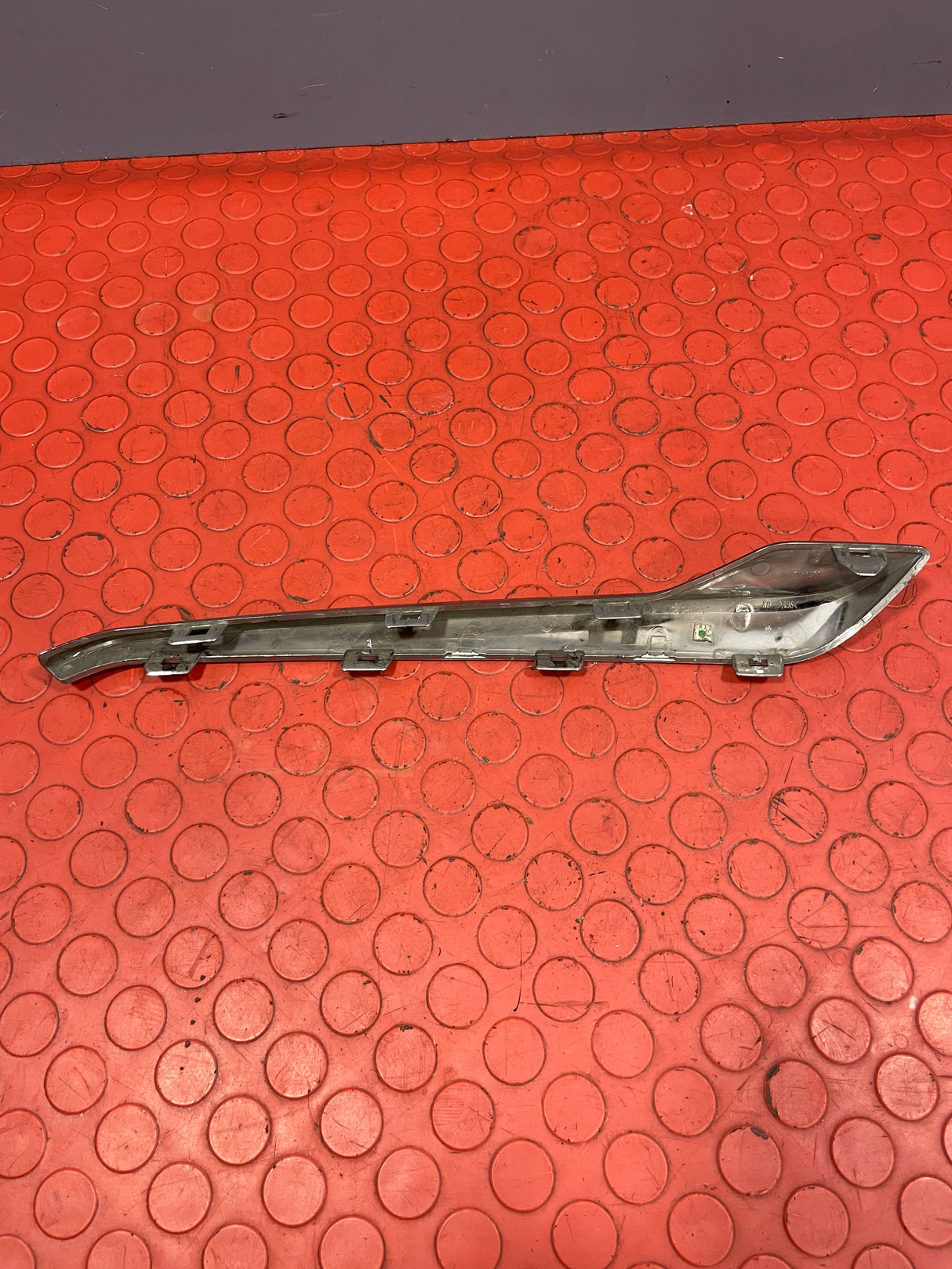 Vauxhall Combo FRONT BUMPER GRILL CHROME RIGHT SIDE P/N 9817065277