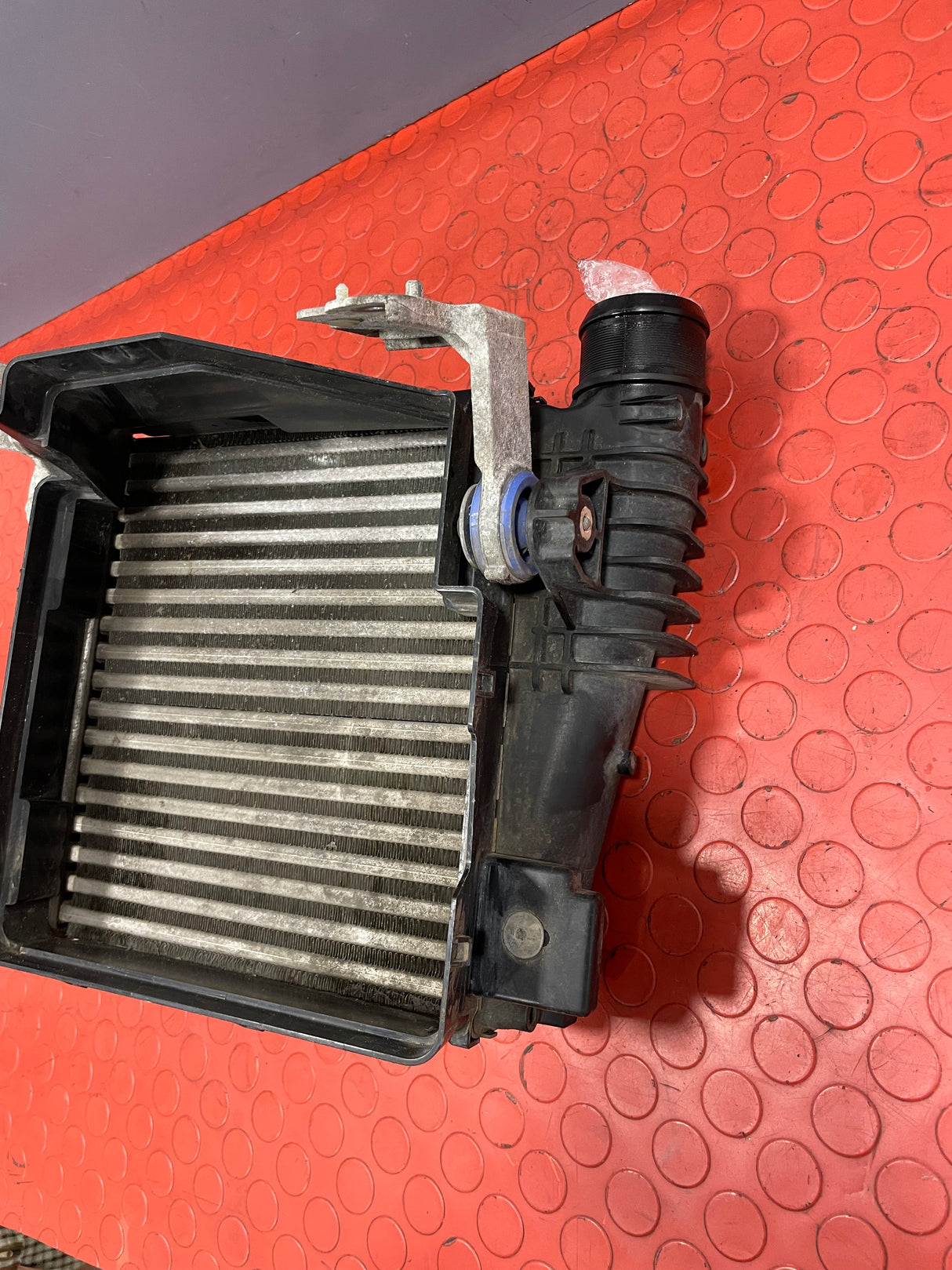 Citroen Berlingo/Peugeot Partner/Vauxhall Combo/Toyota Proace City TURBO INTERCOOLER W/ BRACKET 2019-2024 P/N 9675627980 - 1