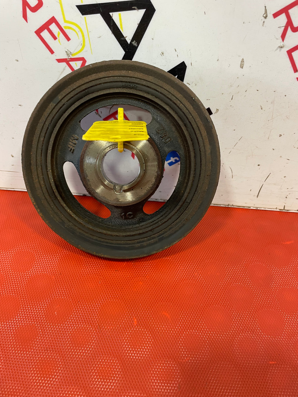 Peugeot Partner Citroen Berlingo CRANKSHAFT PULLEY 1.6 2014 P/N 965961080