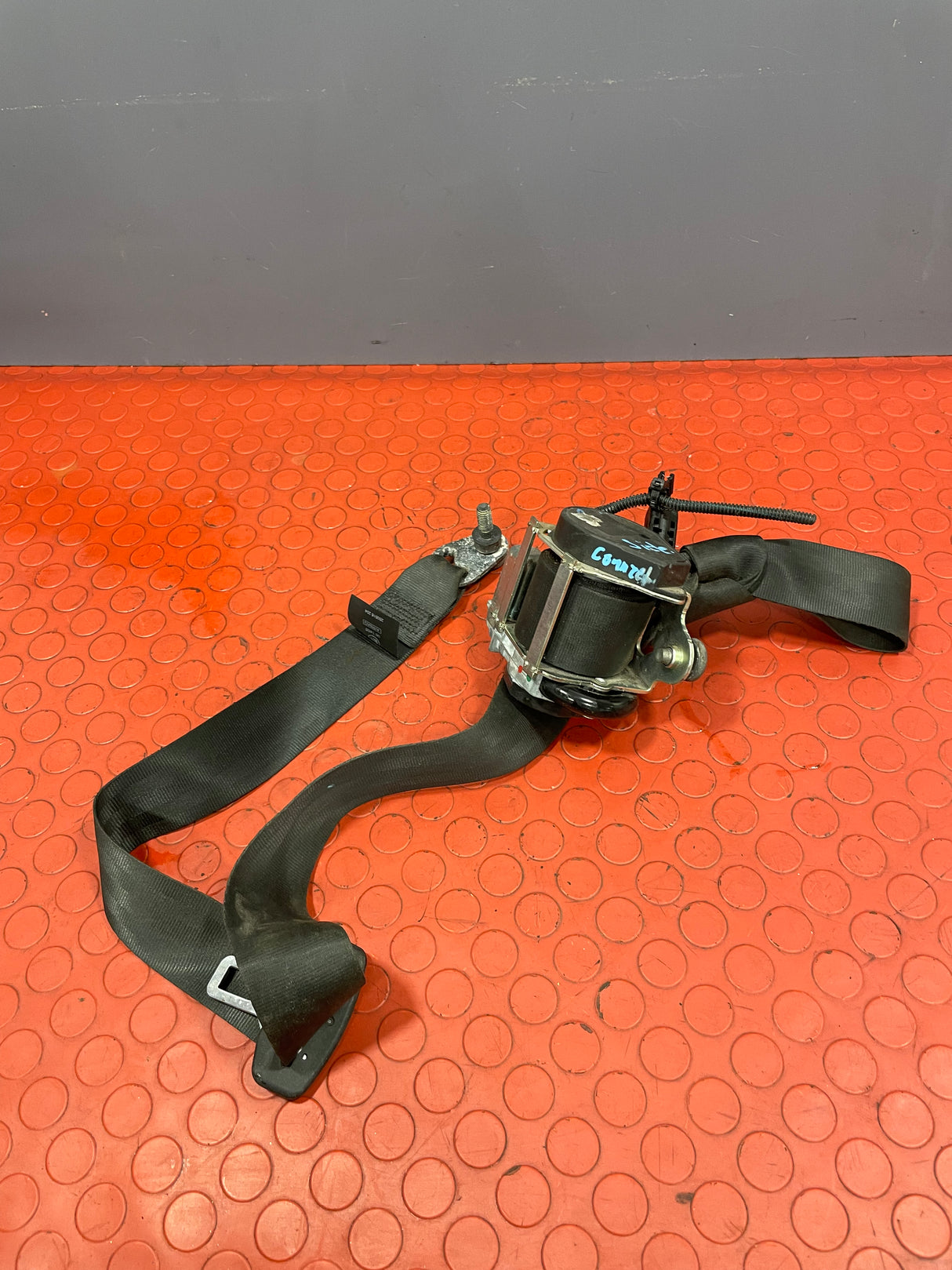 Ford Transit Connect FRONT SEAT BELT (fits both sides) 2014-2018 P/N DT11K61294ACW
