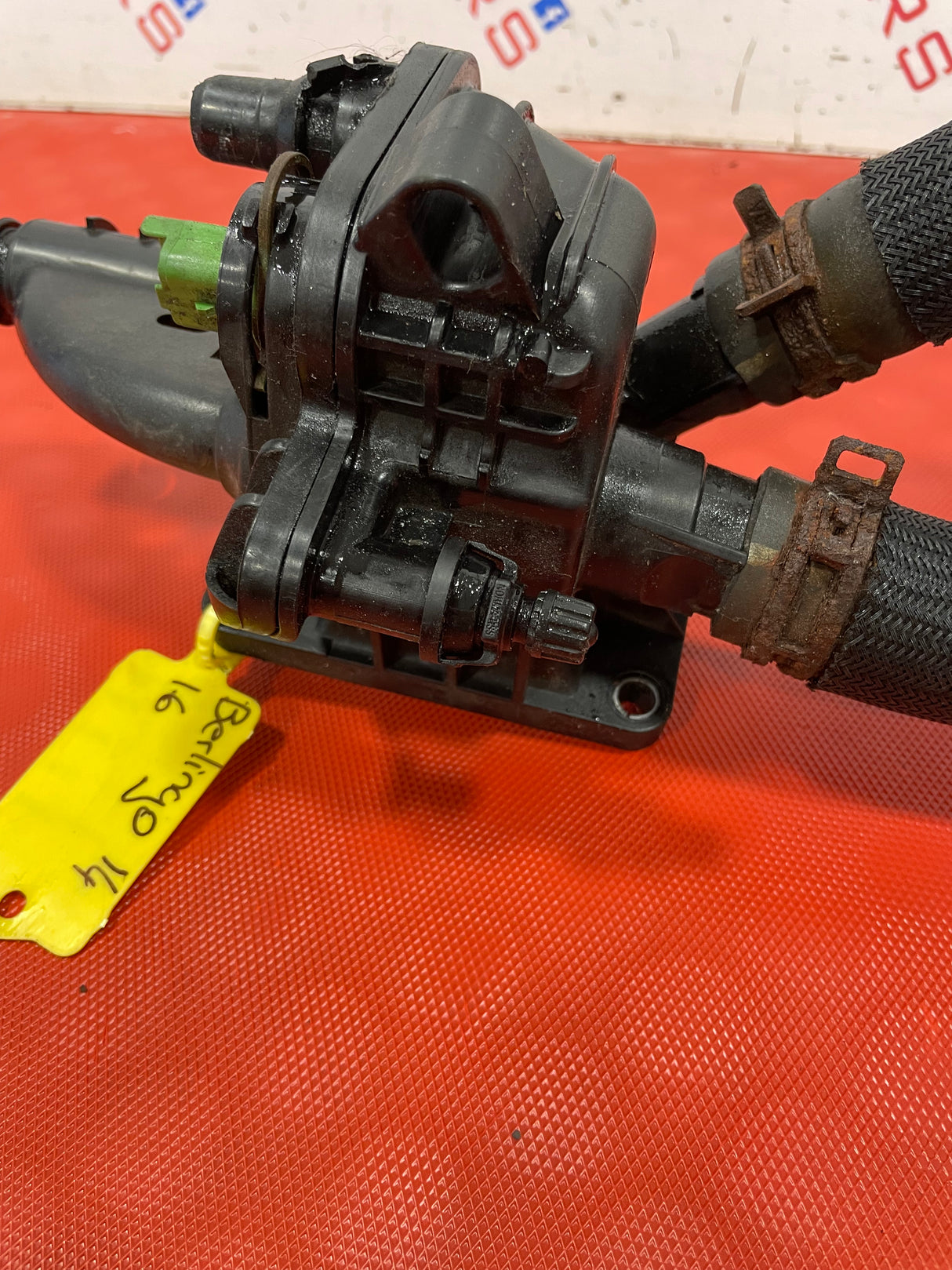 Citroen Berlingo/Peugeot Partner THERMOSTAT HOUSING 1.6 2013-2018 P/N 9684588980