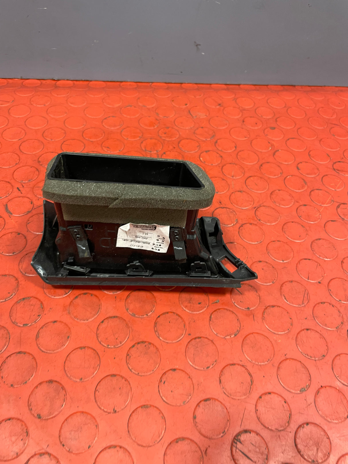 Saic Maxus Deliver 9 DASHBOARD AIR VENTILATION RIGHT SIDE 2.0 2021-2024 P/N C00127786