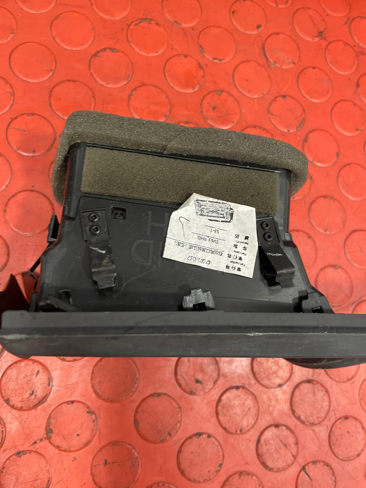 Saic Maxus Deliver 9 DASHBOARD AIR VENTILATION RIGHT SIDE 2.0 2021-2024 P/N C00127786