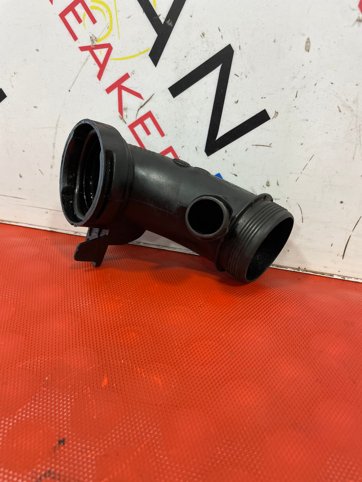 Peugeot Partner/Citroen Berlingo AIR INTAKE HOSE PIPE 1.6hdi 2008-2018 P/N 9801021780