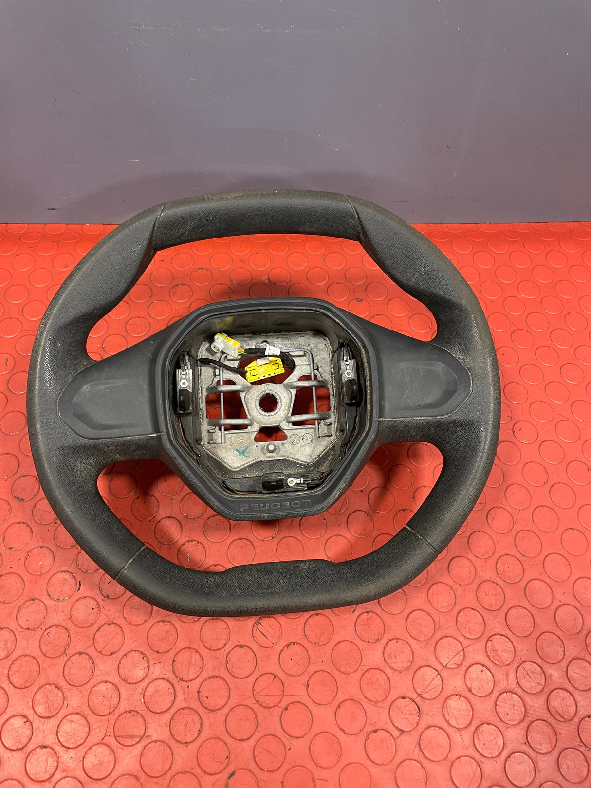 Peugeot Partner/Citroen Berlingo STEERING WHEEL 2019-2024 P/N 98171149ZD