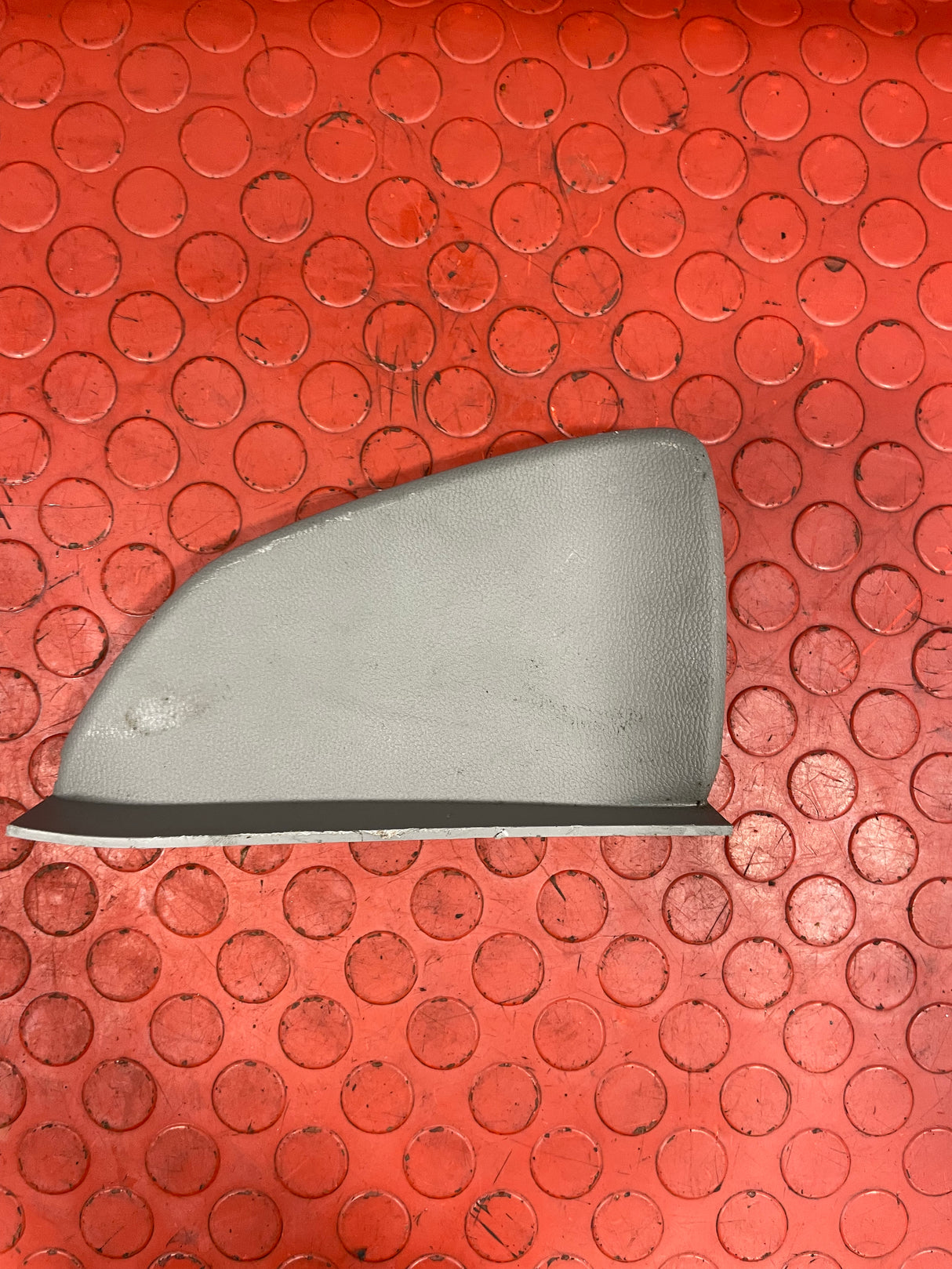 Saic Maxus Deliver 9 DASHBOARD END CAP TRIM RIGHT SIDE 2.0 2021-2024 P/N C00118099