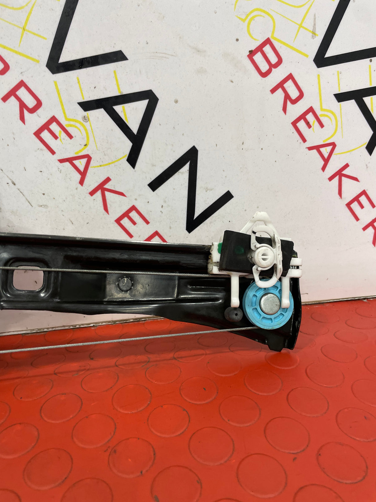 Citroen Nemo FRONT DRIVERS SIDE WINDOW REGULATOR P/N 0130822399