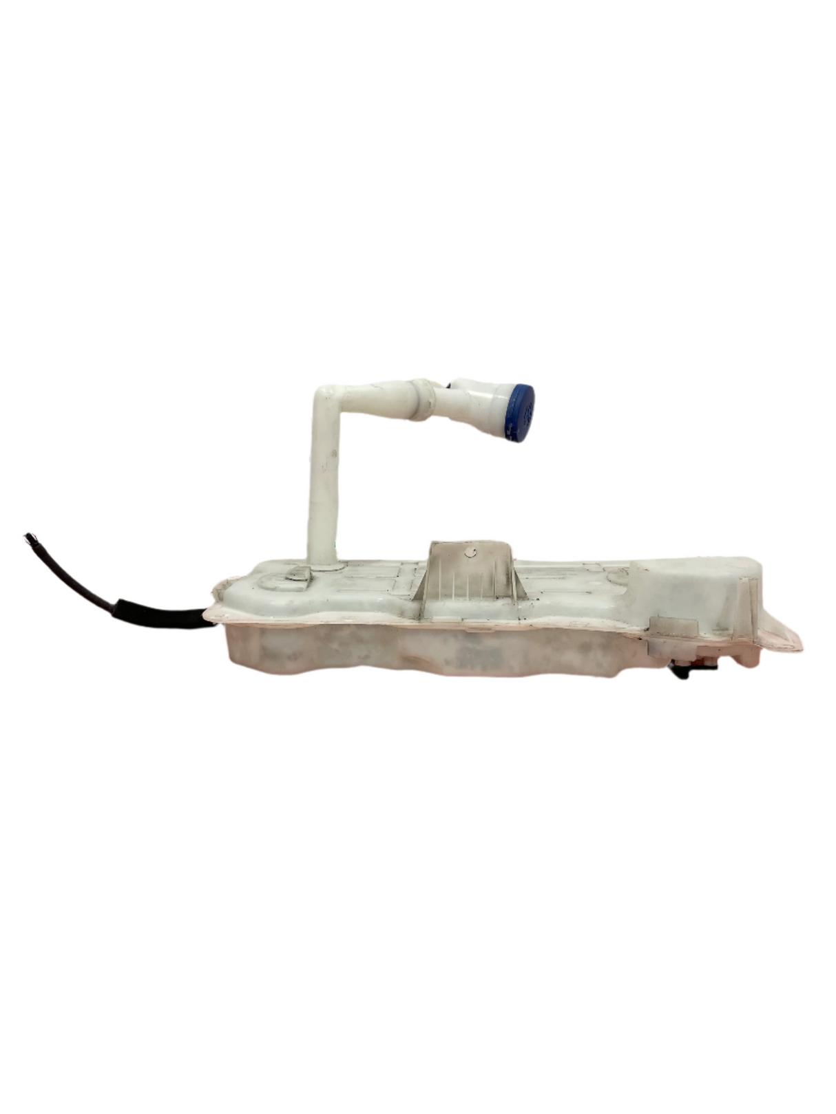 Citroen Berlingo/Peugeot Partner Vauxhall Combo WINDSCREEN WASHER BOTTLE WITH PUMP AND FILLER NECK 2019-2023 P/N 9817300980