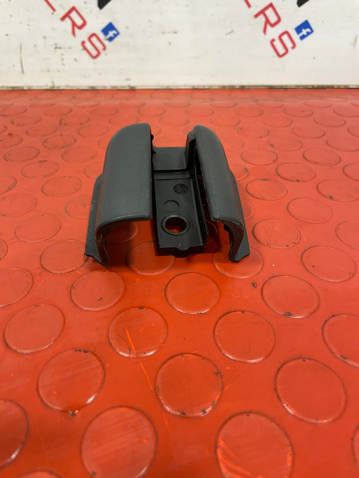 Vauxhall Vivaro/Renault Trafic LEFT SLIDING DOOR TRIM 2001-2014 P/N 59335675629