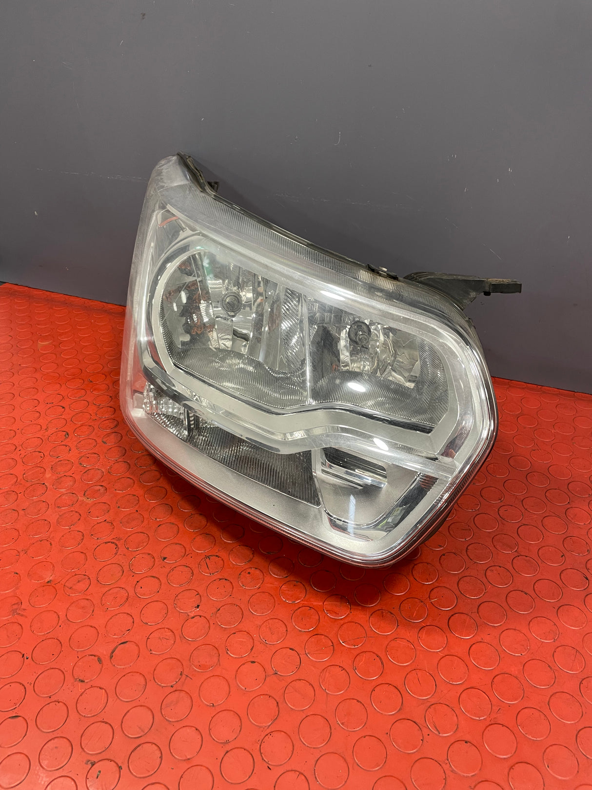 Ford Transit MK8 HEADLIGHT ASSEMBLY Driver's Side MK8 2014-2018 P/N BK3113W029AF - 2
