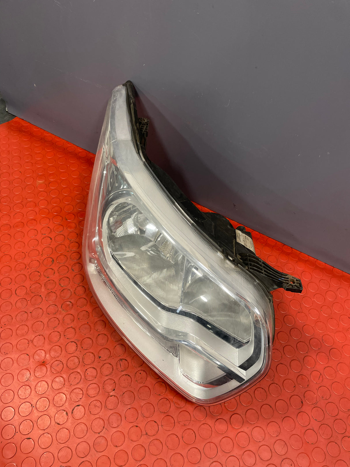 Ford Transit MK8 HEADLIGHT ASSEMBLY Driver's Side MK8 2014-2018 P/N BK3113W029AF - 2