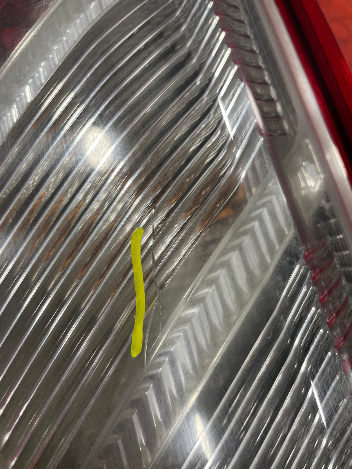 Ford Transit Custom TAILLIGHT DRIVER SIDE RH (w/ hairline crack) 2013-2016 P/N BK2113404AF