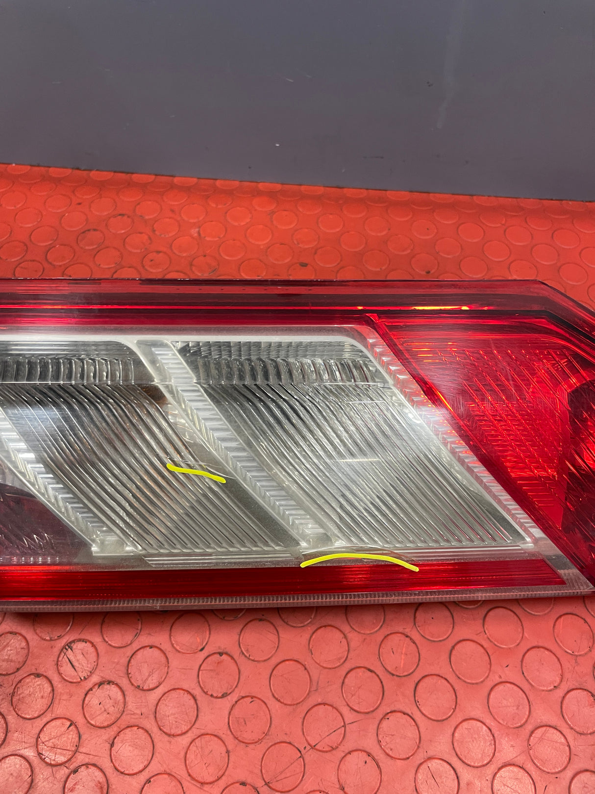 Ford Transit Custom TAILLIGHT DRIVER SIDE RH (w/ hairline crack) 2013-2016 P/N BK2113404AF