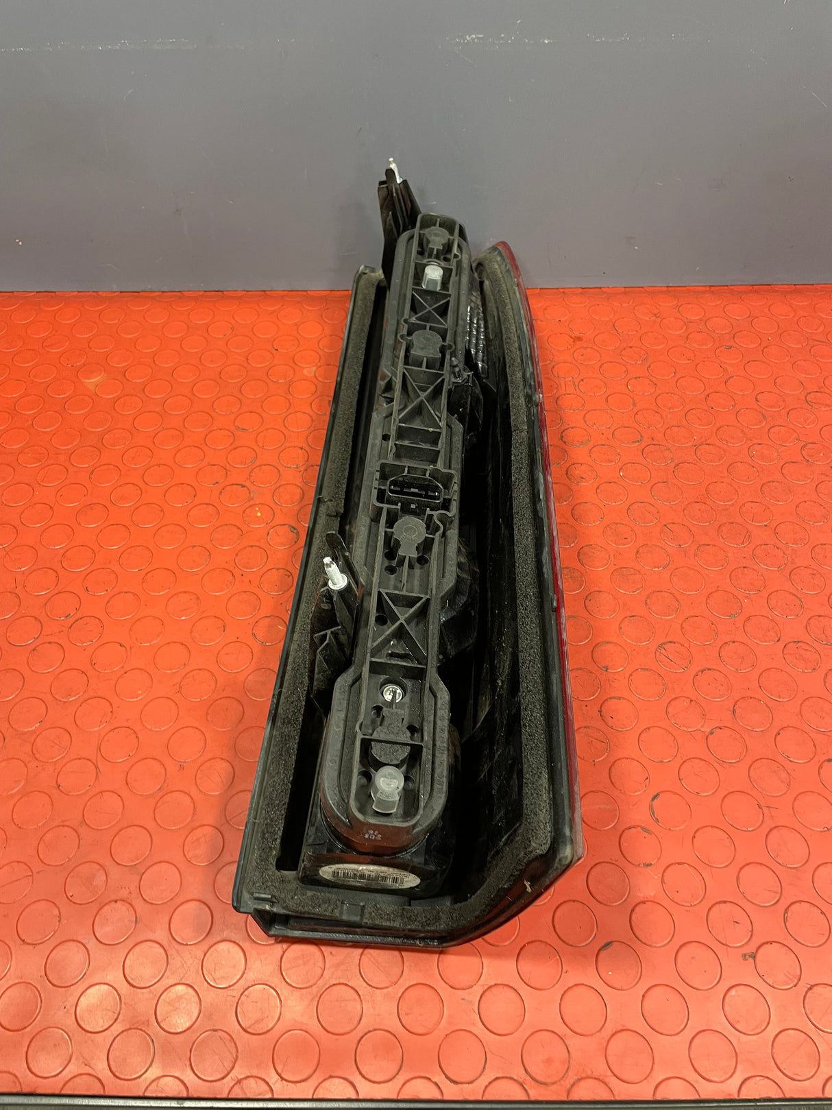 Renault Master/Nissan NV400/Vauxhall Movano TAILLIGHT ASSEMBLY Passenger's Side 2014-2021 P/N 265550023R