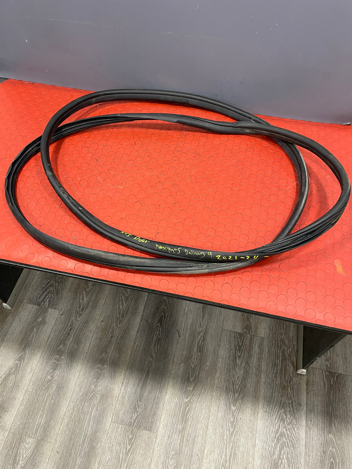 Saic Maxus Deliver 9 RUBBER DOOR SEAL Front Driver's Side 2021-2024 R/N SMD92021FRH
