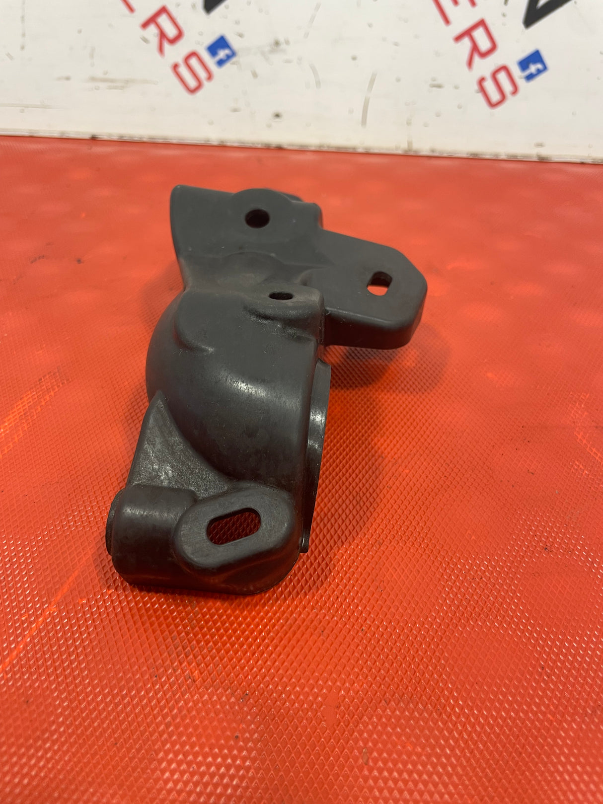 Peugeot Partner Citroen Berlingo WATER PUMP COVER 1.5 2019 - 2023 P/N 9814288880
