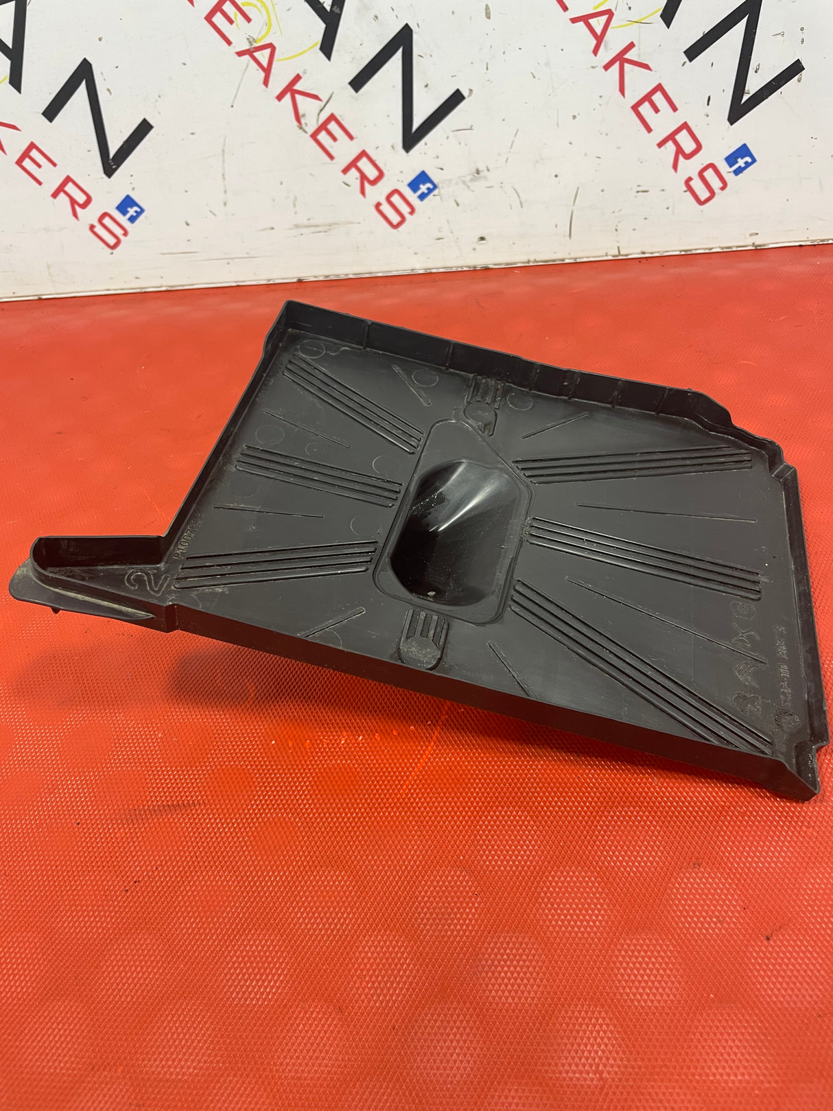 Citroen Berlingo/Peugeot Partner/Vauxhall Combo/Toyota Proace City BATTERY TRAY 1.5 2018-2025 P/N 9817230580