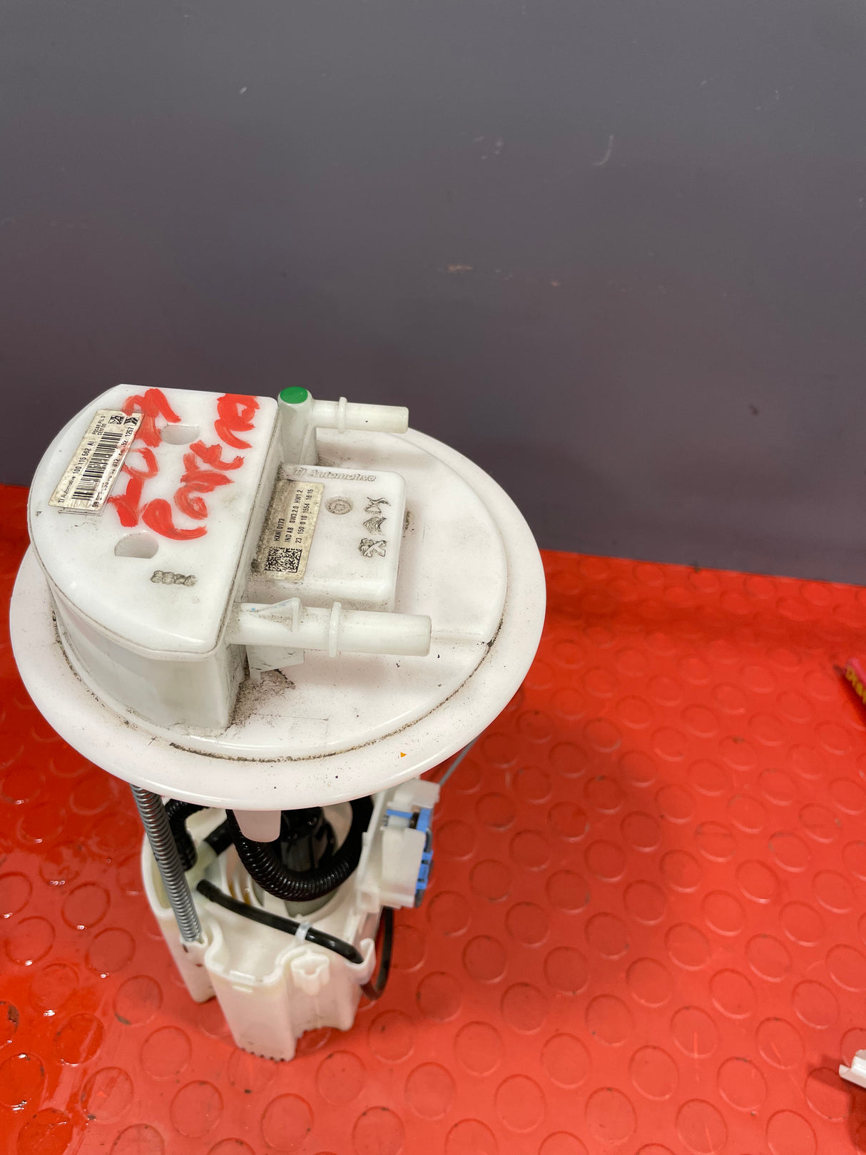 Citroen Berlingo/Peugeot Partner/Vauxhall Combo/Toyota Proace City 1.5 FUEL TANK SENDER UNIT 2019-2024 P/N 9809359380 / 100115562AI