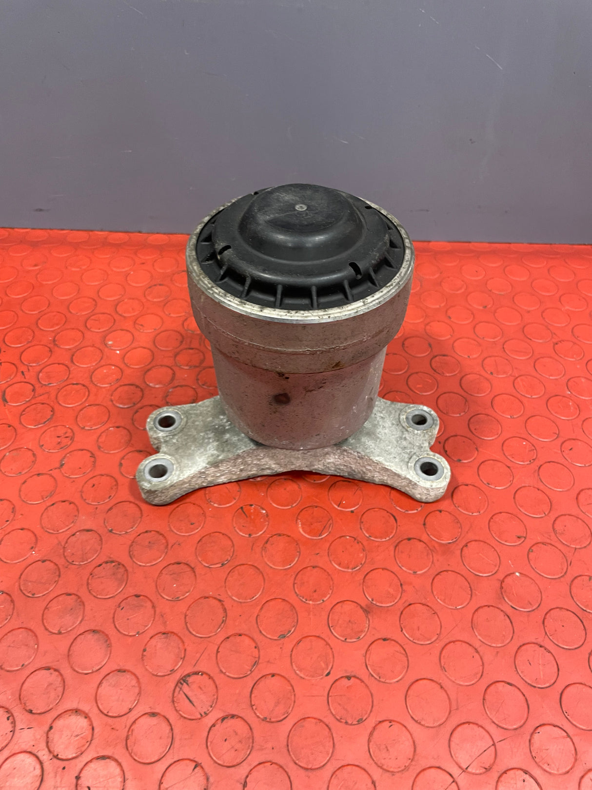 Ford Transit Custom ENGINE SUPPORT/ENGINE MOUNT 2.2 2013-2016 P/N G2911138