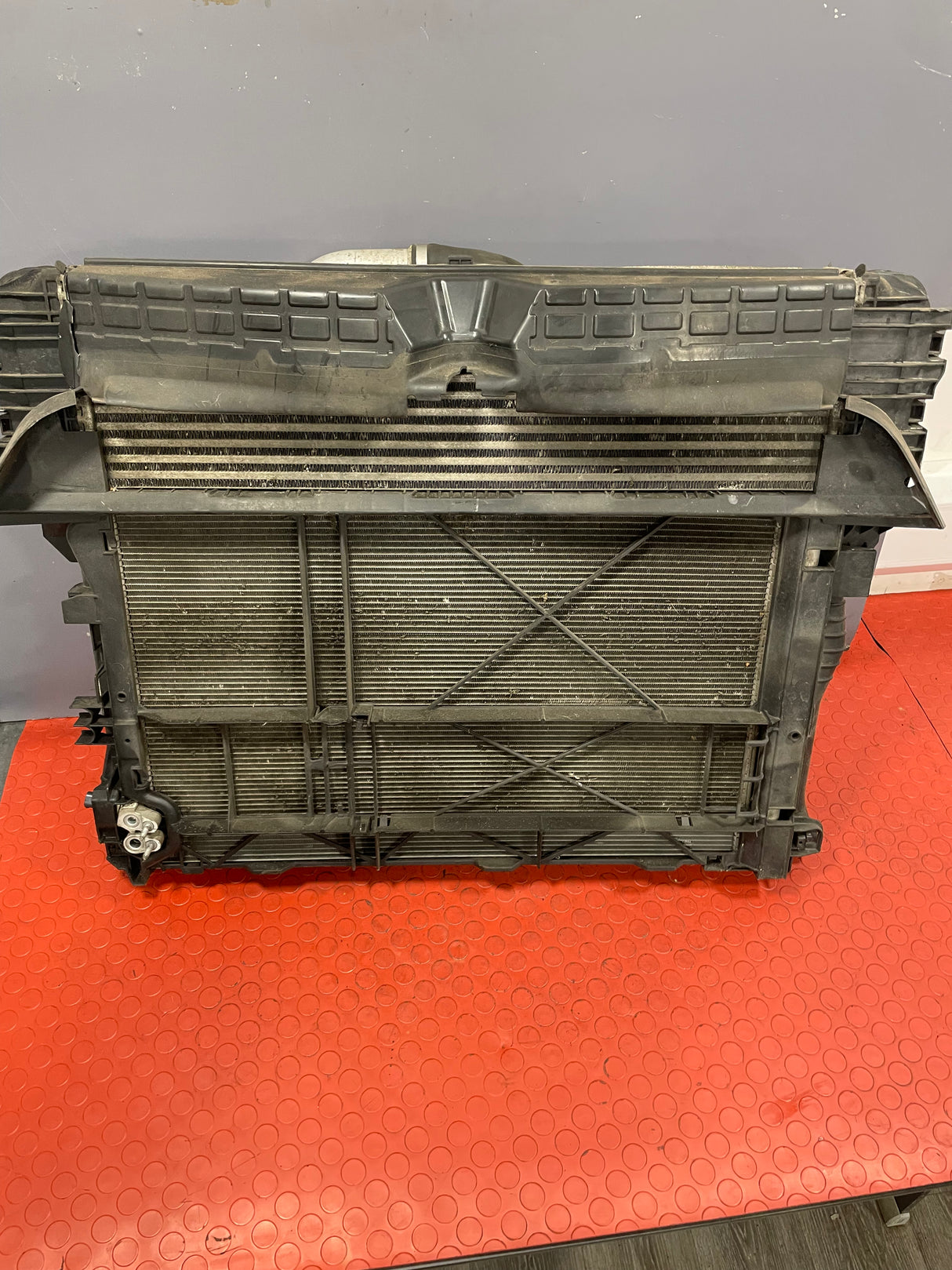 Mercedes Sprinter COOLING SYSTEM RADIATOR PACK,TURBO INTERCOOLER,AC CONDENSER,FAN,HOSES FWD 2019 P/N A9105000200 / A9105010900 / A4479060212 / 3136613503