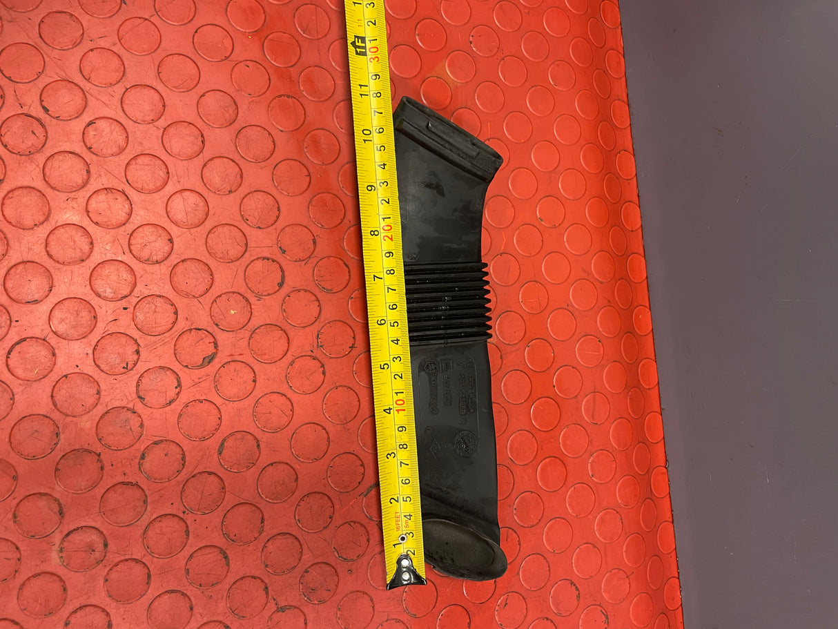 Vauxhall Vivaro/Renault Trafic/Nissan Nv300 ECU COVER COOLING PIPE 2015-2019 P/N 244936098R