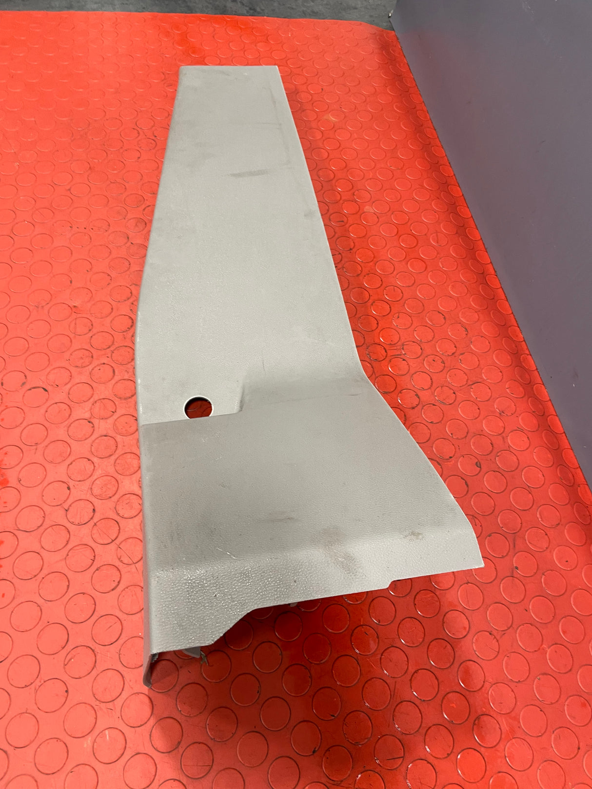 Saic Maxus Deliver 9 B PILLAR LOWER PANEL COVER Right Side 2021-2024 P/N C00130496