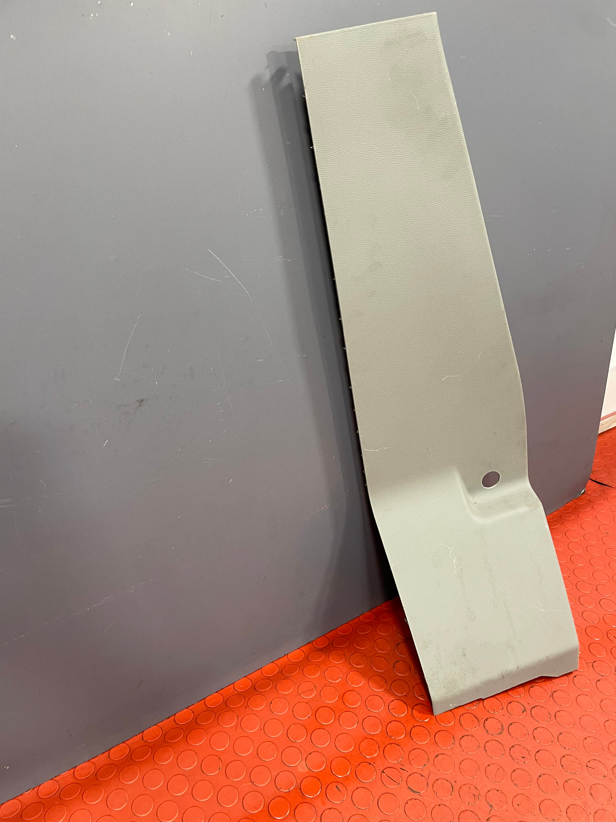 Saic Maxus Deliver 9 B PILLAR LOWER PANEL COVER Left Side 2021-2024 P/N C00130495