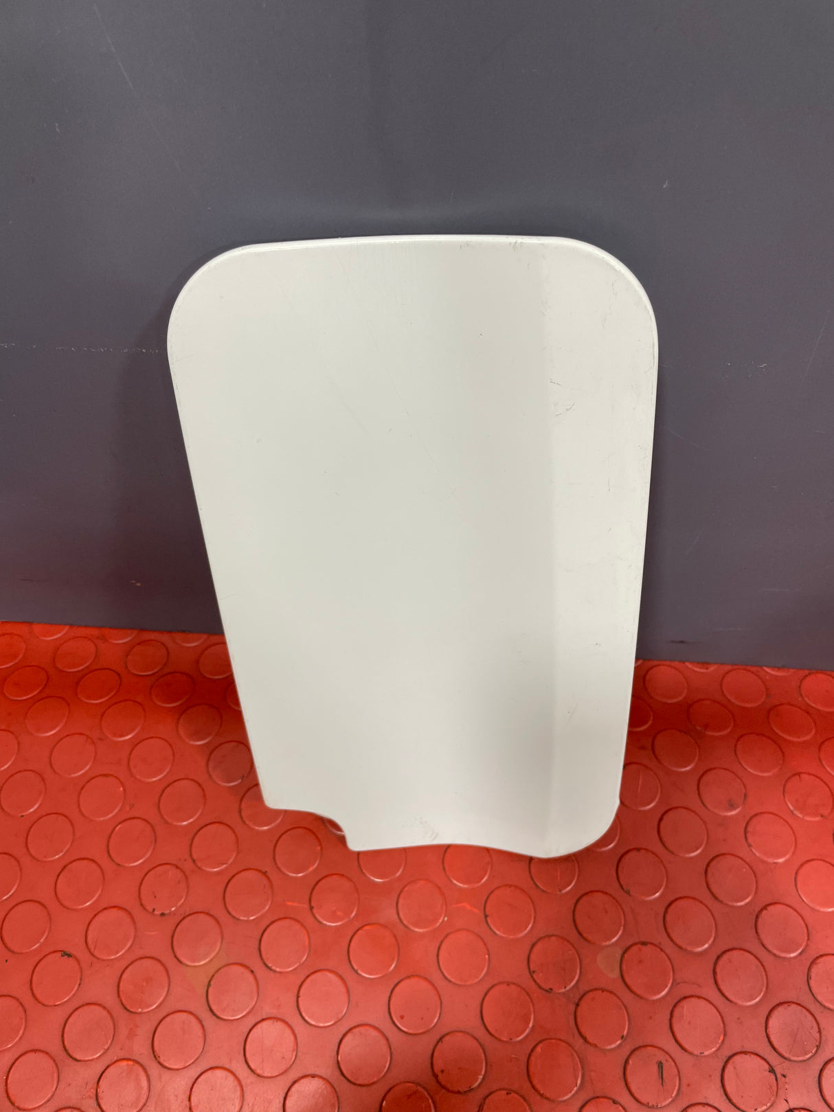 Citroen Berlingo/Peuegot Partner/Vauxhall Combo/Toyota Proace City FUEL FILLER FLAP/FUEL DOOR COVER (White) 2019-2024 P/N 9817924480