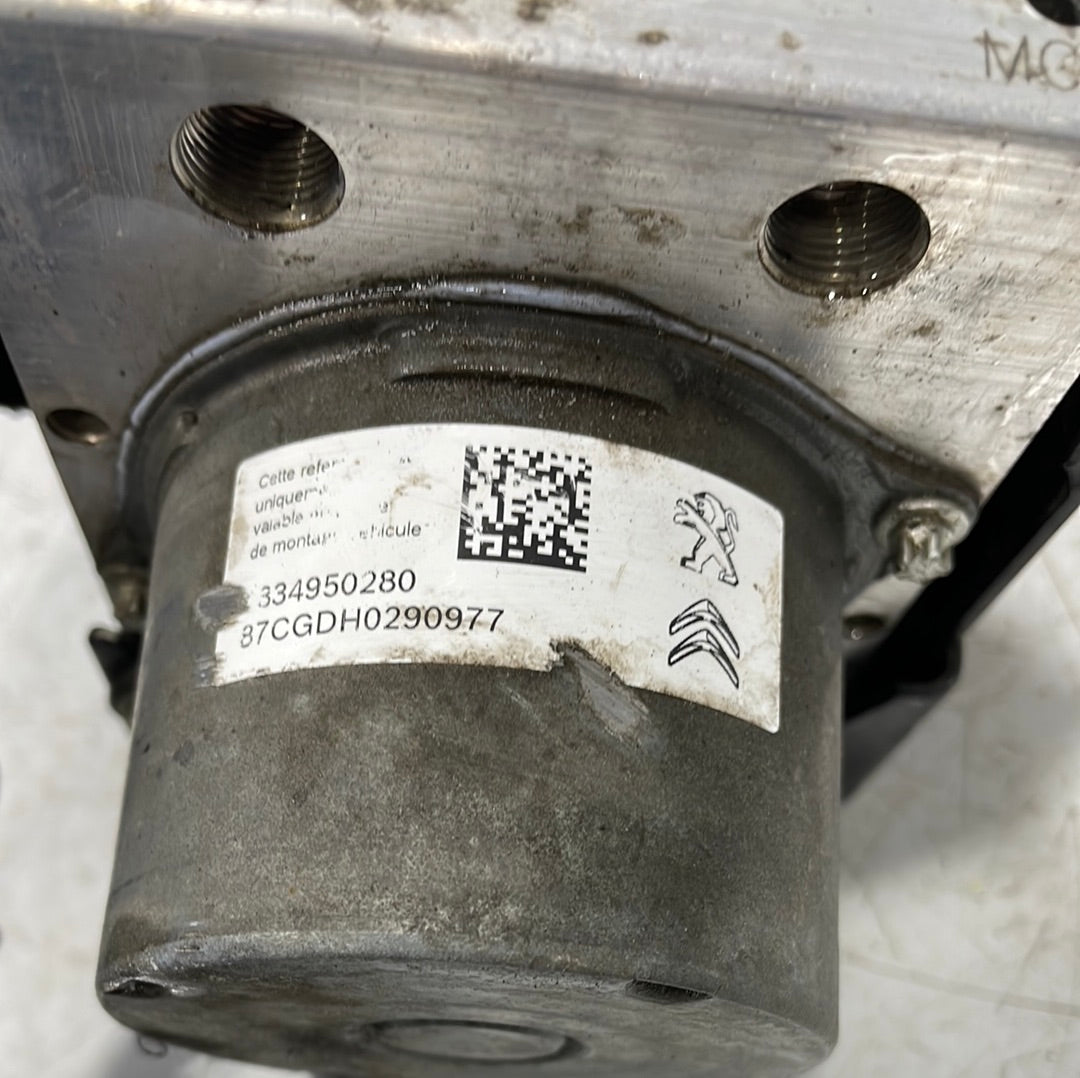 Citroen Berlingo/Peugeot Partner/Vauxhall Combo/Toyota Proace City ABS PUMP AND BRACKET 1.5 HDI 2019-2024 P/N 0265293542