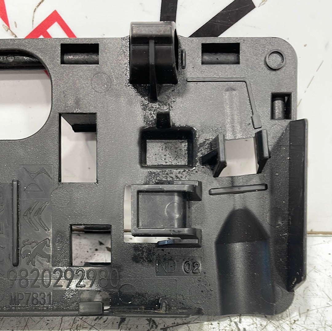 Citroen Berlingo/Peugeot Partner/Vauxhall Combo/Toyota Proace City JACK TOOLS MOULD P/N 9820292980