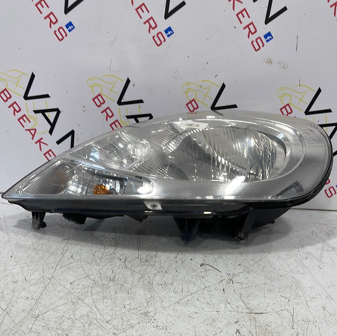 Vauxhall Vivaro/Nissan Primastar/Renault Trafic PASSENGER SIDE HEADLIGHT 2006-2014 P/N 93859833