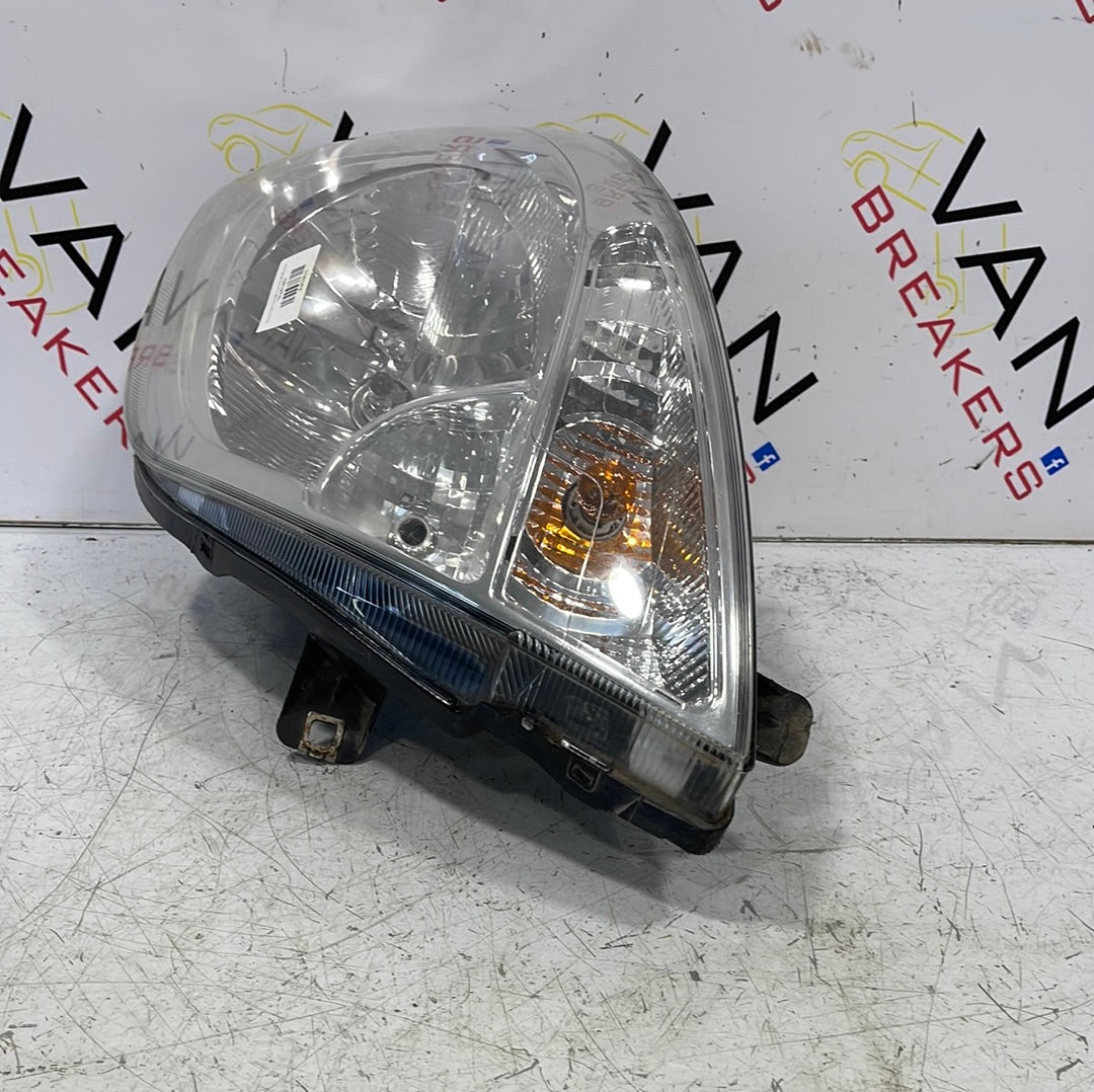 Vauxhall Vivaro/Nissan Primastar/Renault Trafic PASSENGER SIDE HEADLIGHT 2006-2014 P/N 93859833