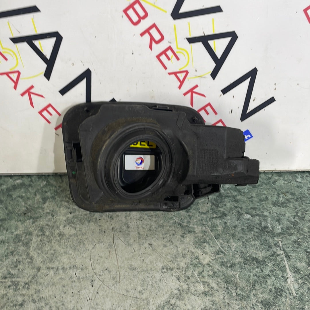Citroen Dispatch/Peugeot Partner/Vauxhall Vivaro/Toyota Proace/Fiat Scudo FUEL COVER DOOR/FUEL FILLER CAP (White) 2016-2024 P/N 9808725080