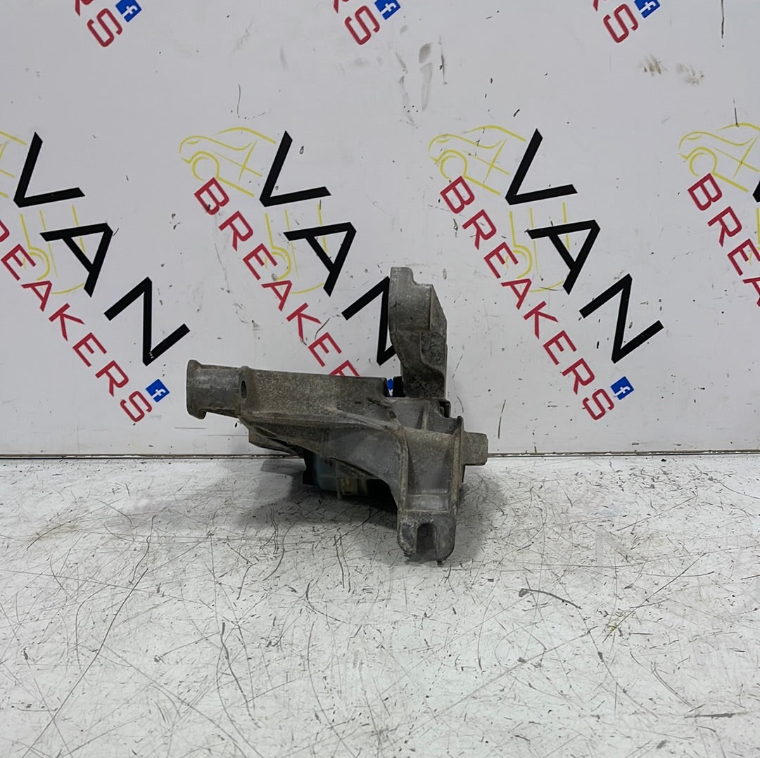 Citroen Dispatch/ Peugeot Expert/ Vauxhall Vivaro/ Toyota Proace ENGINE MOUNT 1.6 HDI 2018 P/N 4A10372D