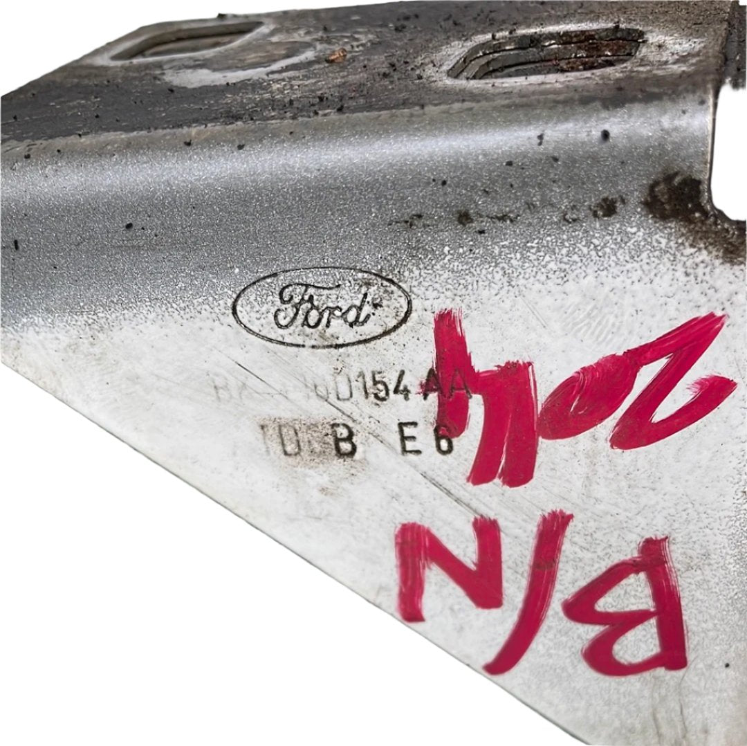 2014 Ford Transit MK8 O/S bumper bracket