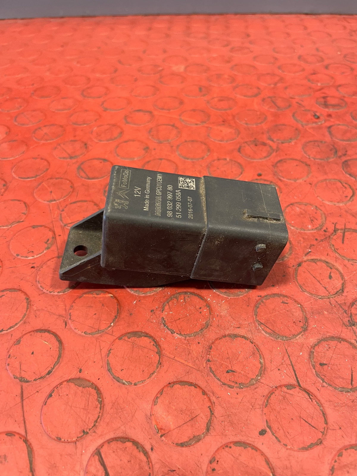 Citroen Berlingo/Peugeot Partner GLOW PLUG RELAY 1.6 2013-2018 P/N 9803299780
