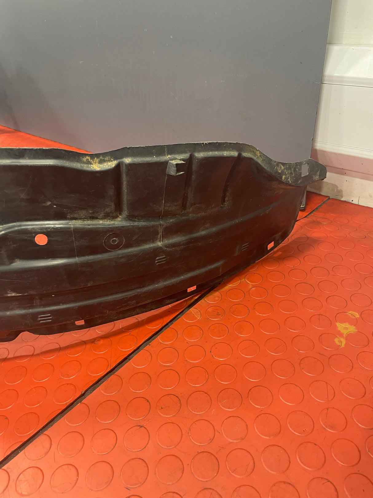 Toyota Hilux WHEEL ARCH AND MUDGUARD LINER PASSENGER SIDE 2016-2020 Single Cab P/N 53876-0K260 / 53806-0K160