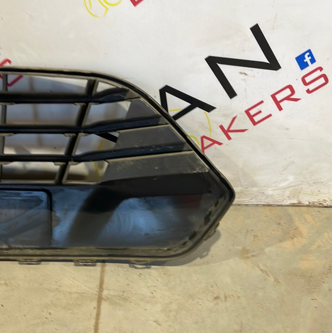 Ford Transit Custom FRONT BUMPER CENTRE GRILL 2013/2018 P/N BK2117B968