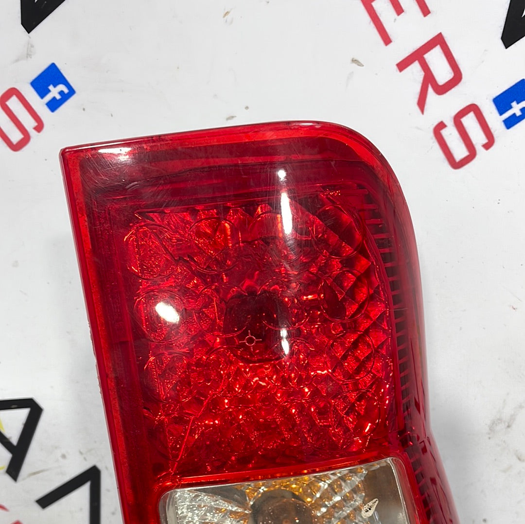 Ford Transit MK7 DRIVER SIDE TAILLIGHT (DAMAGED) 2008-2013 P/N T366429