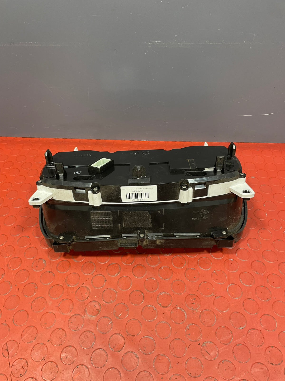 Citroen Dispatch/Peugeot Expert/Vauxhall Vivaro/Toyota Proace/Fiat Scudo DASH CLOCKS INSTRUMENT CLUSTER PANEL 2016-2024 P/N 9831168880