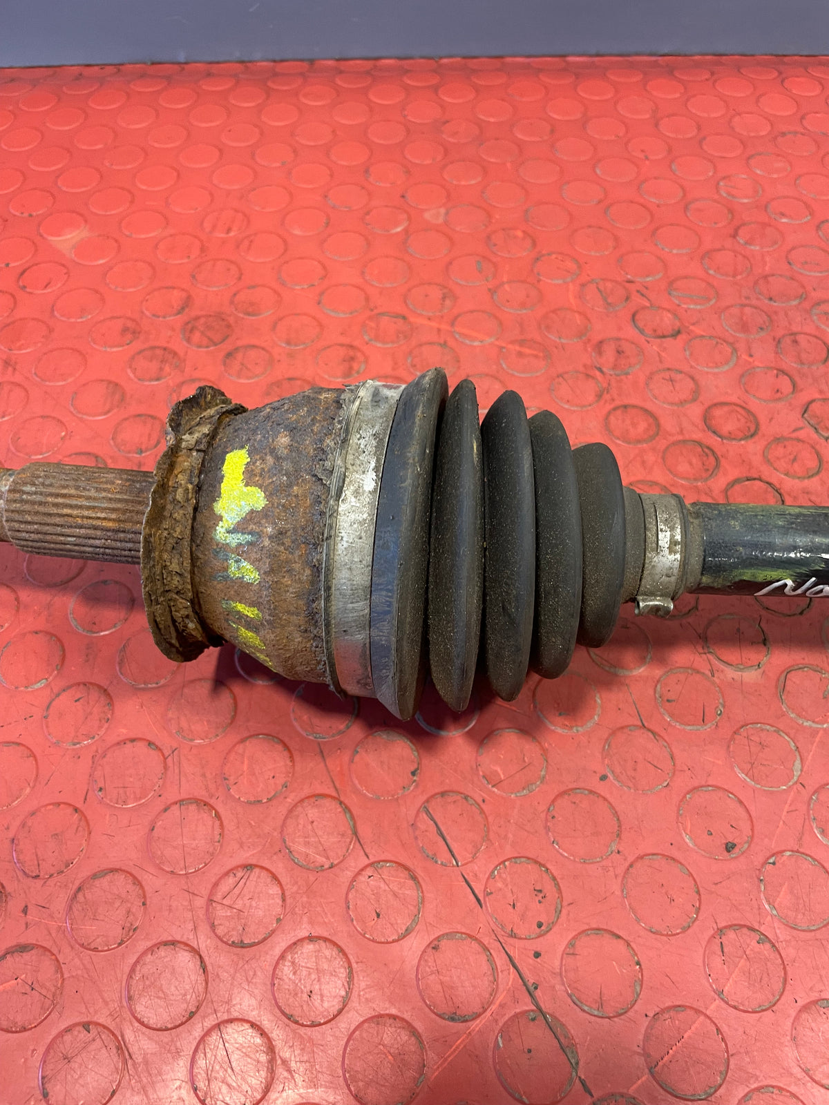 Nissan Navara D40 DRAVESHAFT Front Left/Right 2.5 2005-2015 P/N 39100EB310