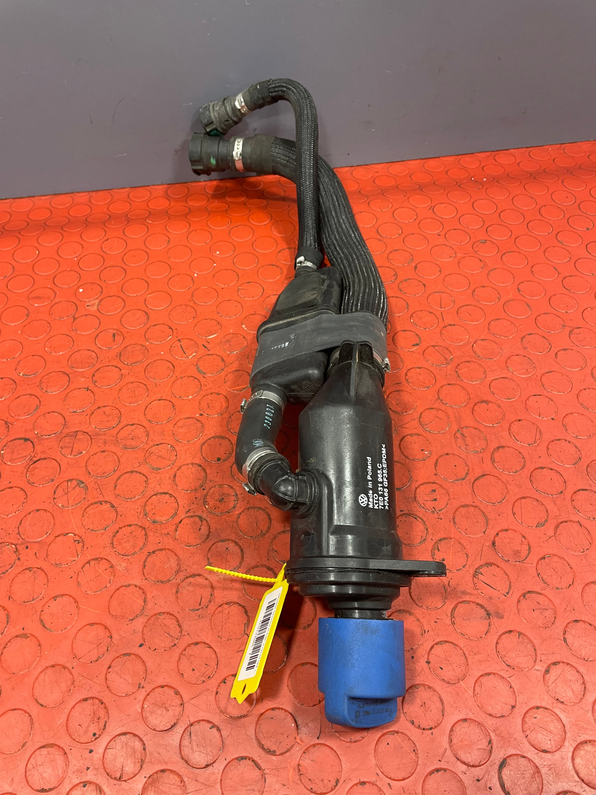 Volkswagen Transporter T6 ADBLUE FILLER PIPE 2.0 2016-2024 P/N 7E0131965 - 1
