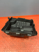 Renault Trafic/Vauxhall Vivaro AIR BOX LID 2.0 DCi 2010-2014  P/N H8200542143