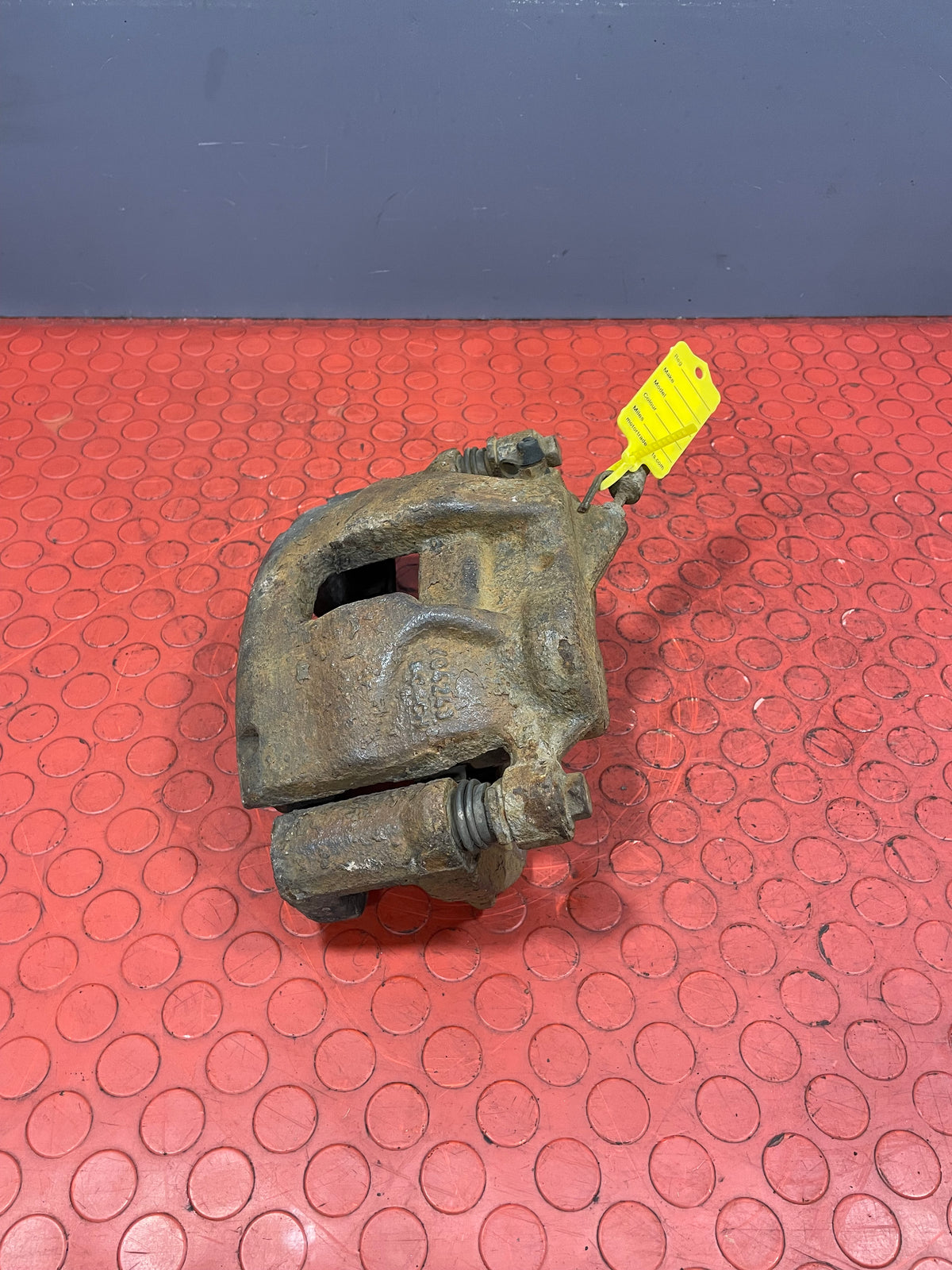 Ford Transit FRONT BRAKE CALIPER Drivers Side 2013-2016 P/N Y04243